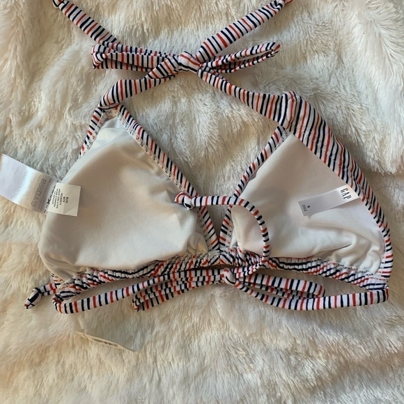 GAP Triangle String Bikini Top - Picture 3 of 3